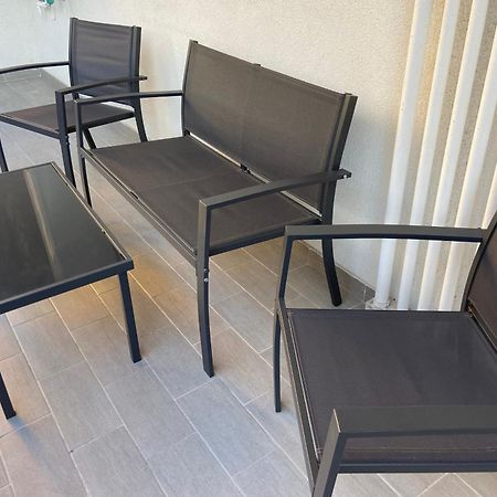 Bari Lory'S Home Bagian luar foto