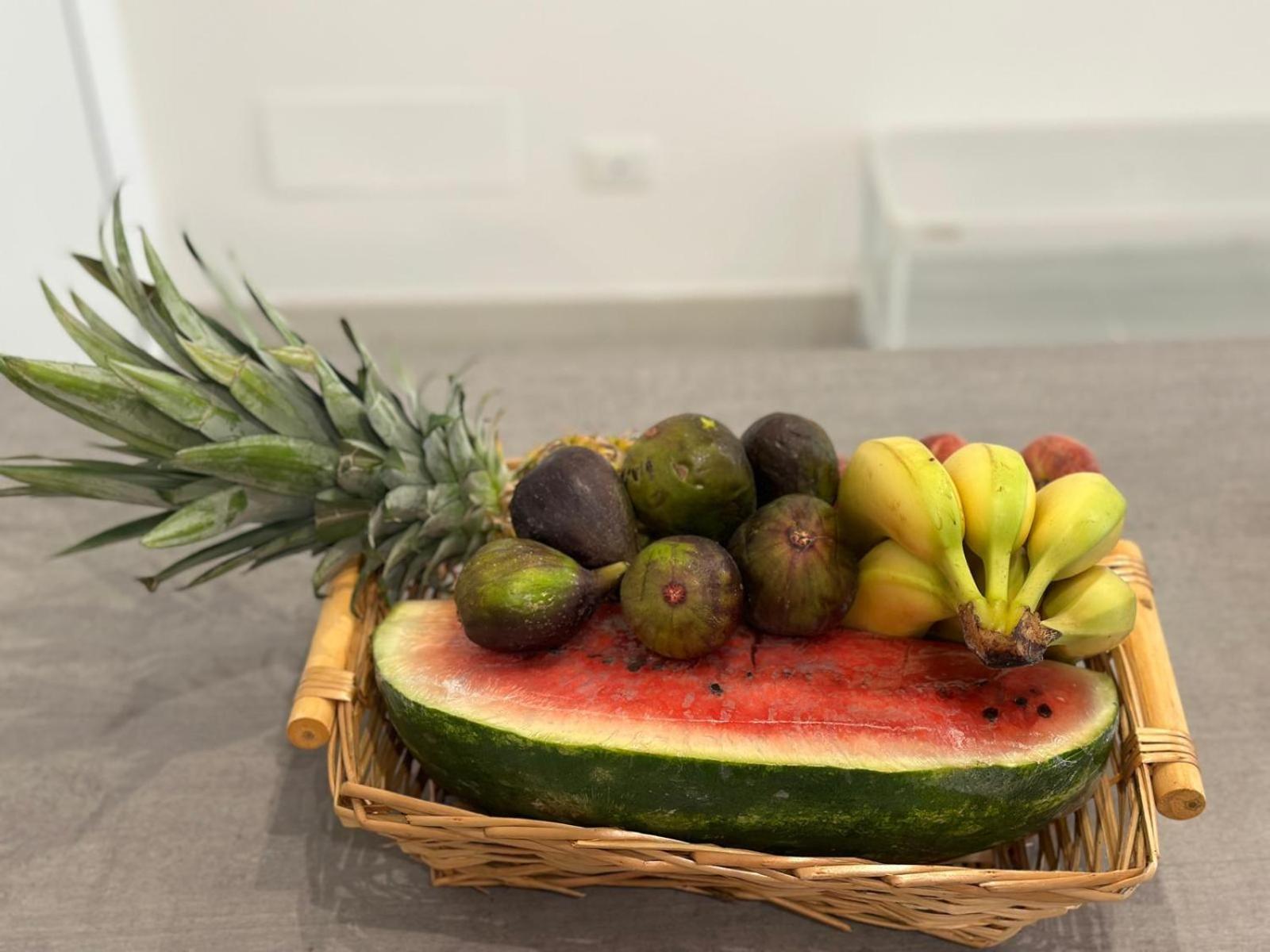 Bari Lory'S Home Bagian luar foto