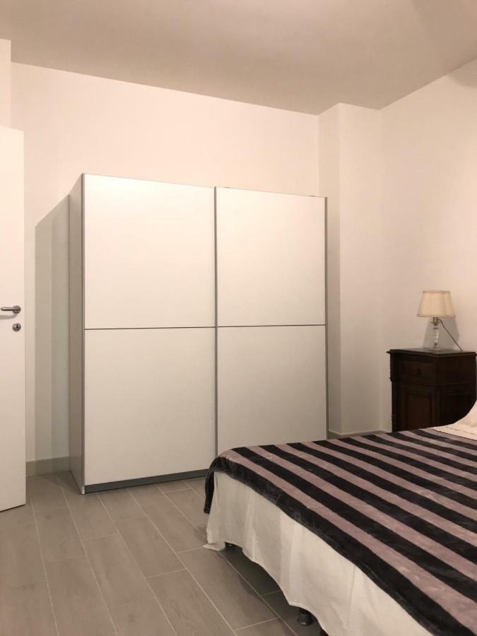 Bari Lory'S Home Bagian luar foto
