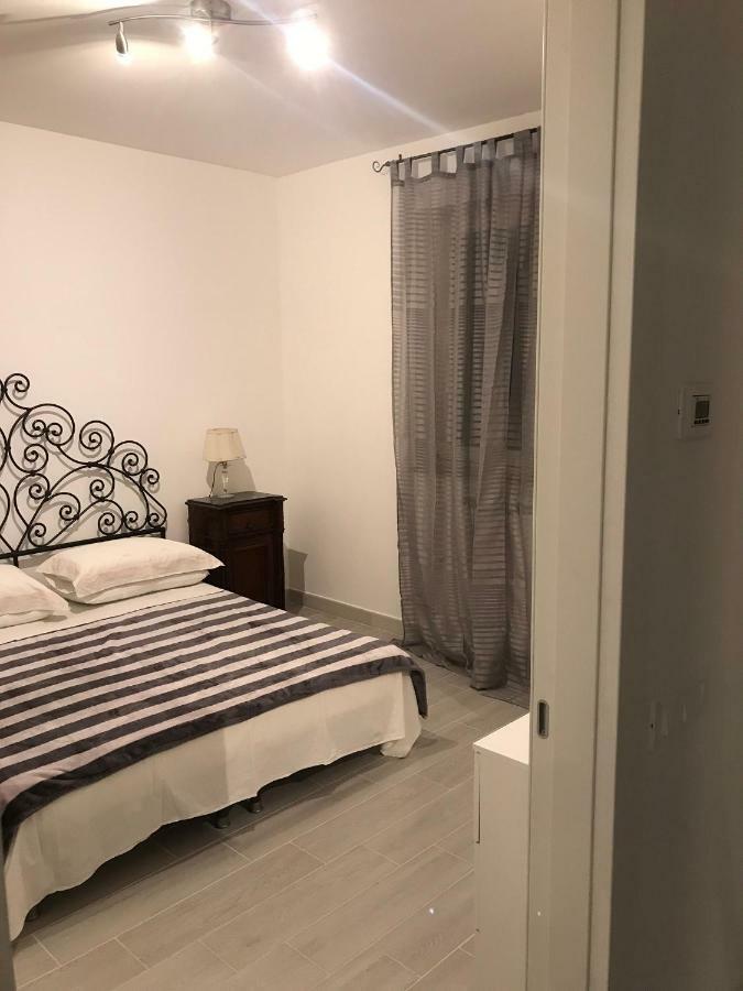 Bari Lory'S Home Bagian luar foto